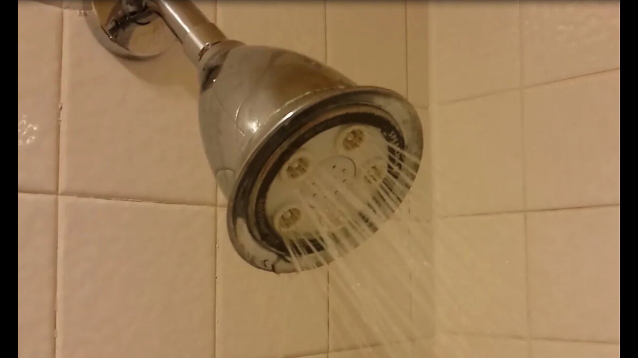Agenda 21: Have you ever wondered why the showers in hotels are awful? 1/1/2015