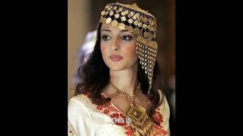 The REAL Traditional Clothing Women In Muslim Countries Wear