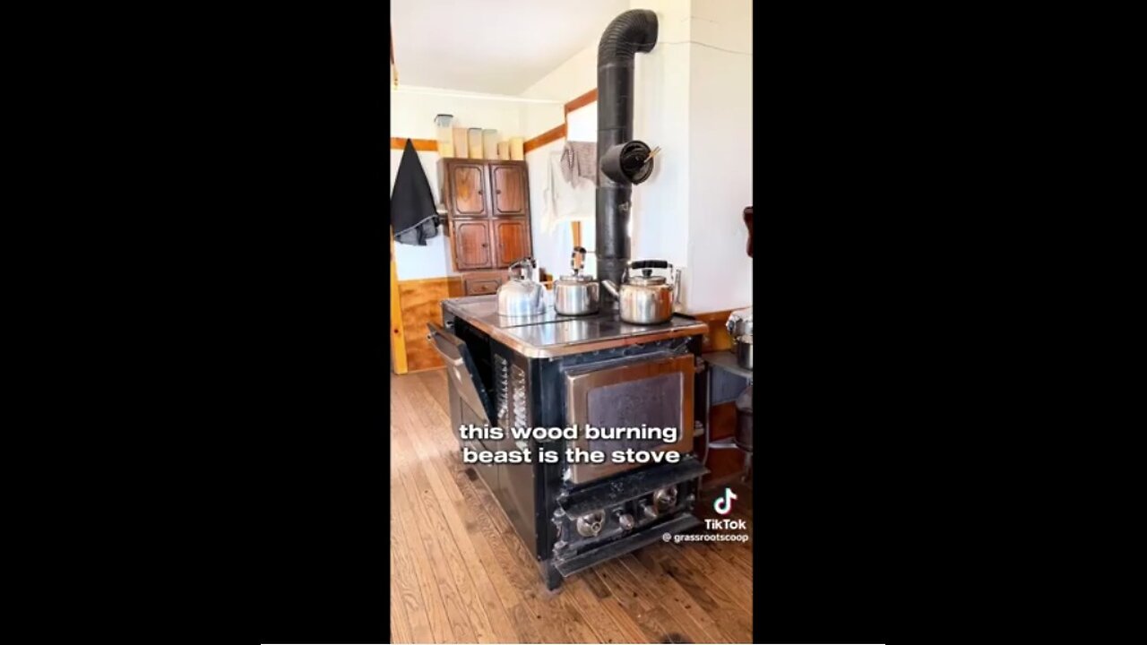 A Look Inside an Amish Kitchen