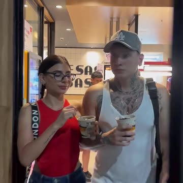 Muy raro todo jajajajaj @Damiancho 🥸🤟🏻 @𝐌𝐚𝐧𝐮𝐞𝐥𝐥𝐚🐈‍⬛💋