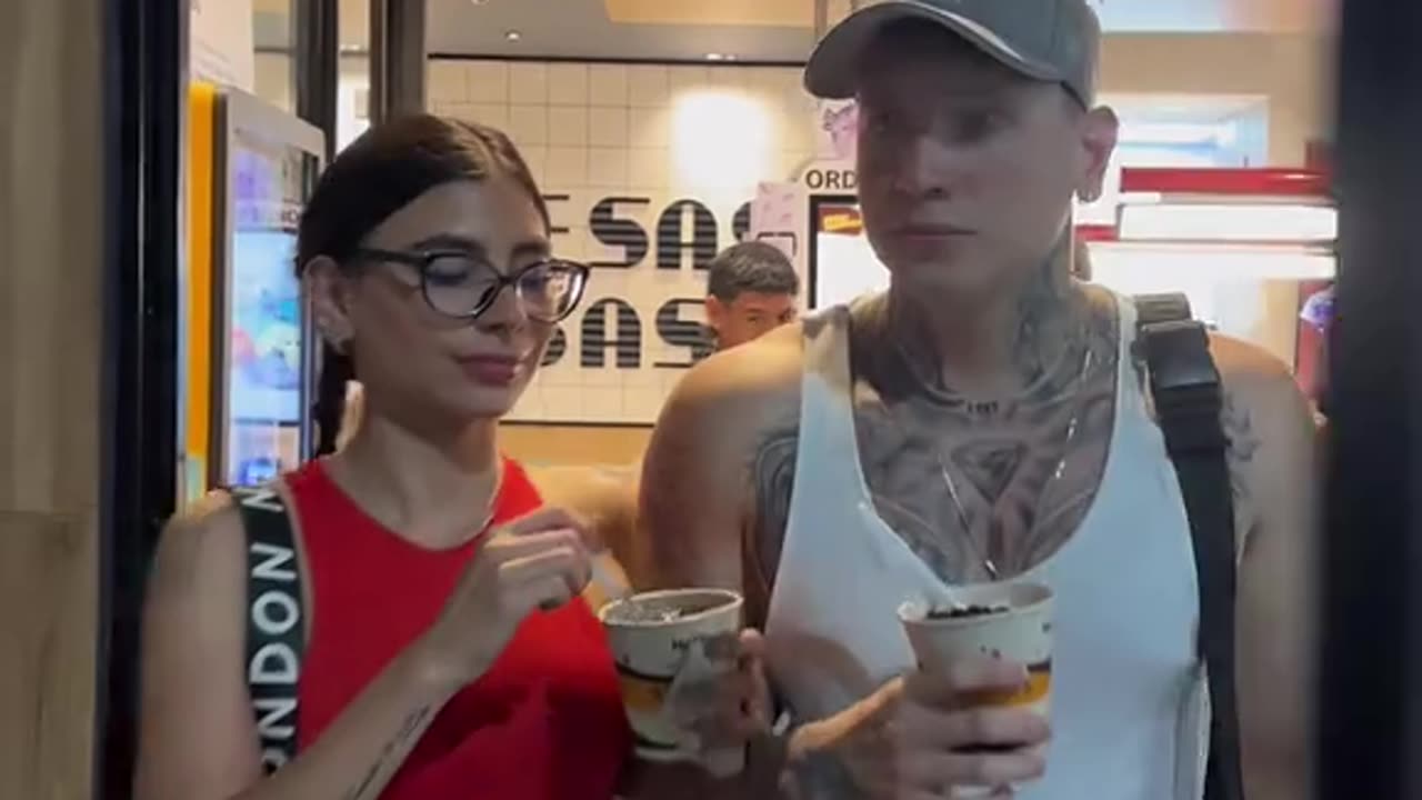 Muy raro todo jajajajaj @Damiancho 🥸🤟🏻 @𝐌𝐚𝐧𝐮𝐞𝐥𝐥𝐚🐈‍⬛💋