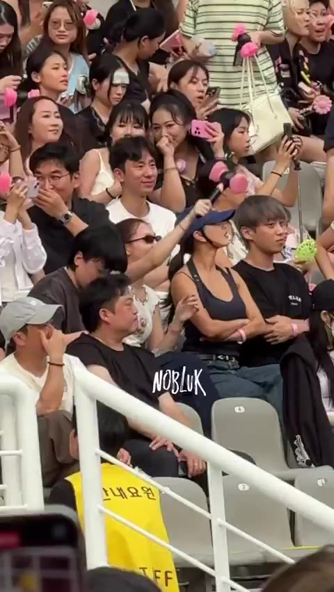 JHOPE Blackpink World Tour 2025