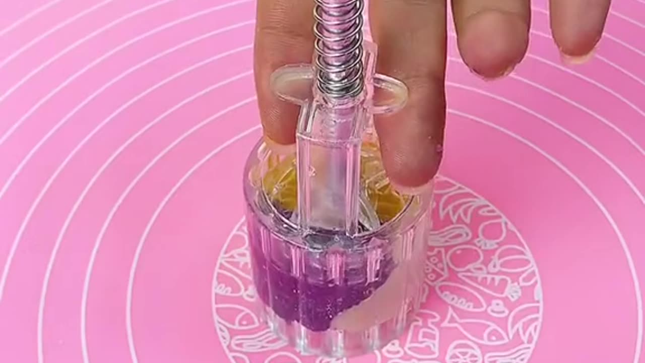 "Kitchen Gadgets That Are Secretly GENIUS (and you didn’t know it!)"