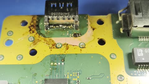 Botched PS5 HDMI Repair Attempt Fixed!