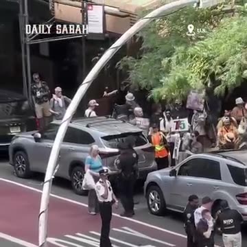 "Mike Ferner Throws Blood at UN to Protest U.S. Support for Israel!"