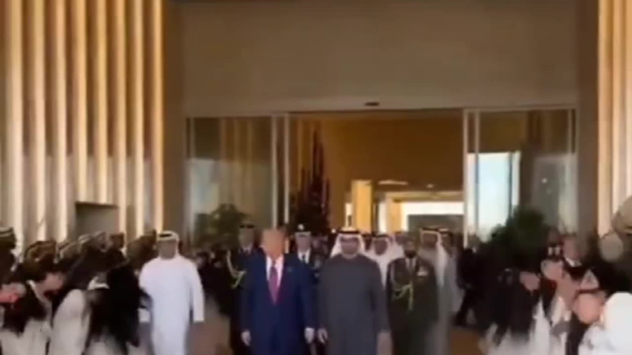 Khaleegy dance dates back 1000 years