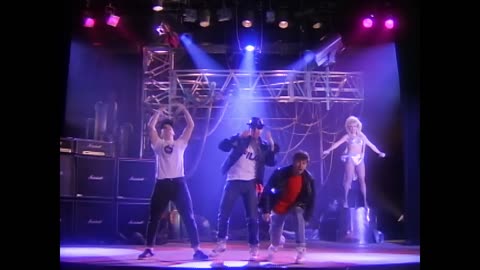 Beastie Boys - No Sleep Till Brooklyn (Official Music Video)