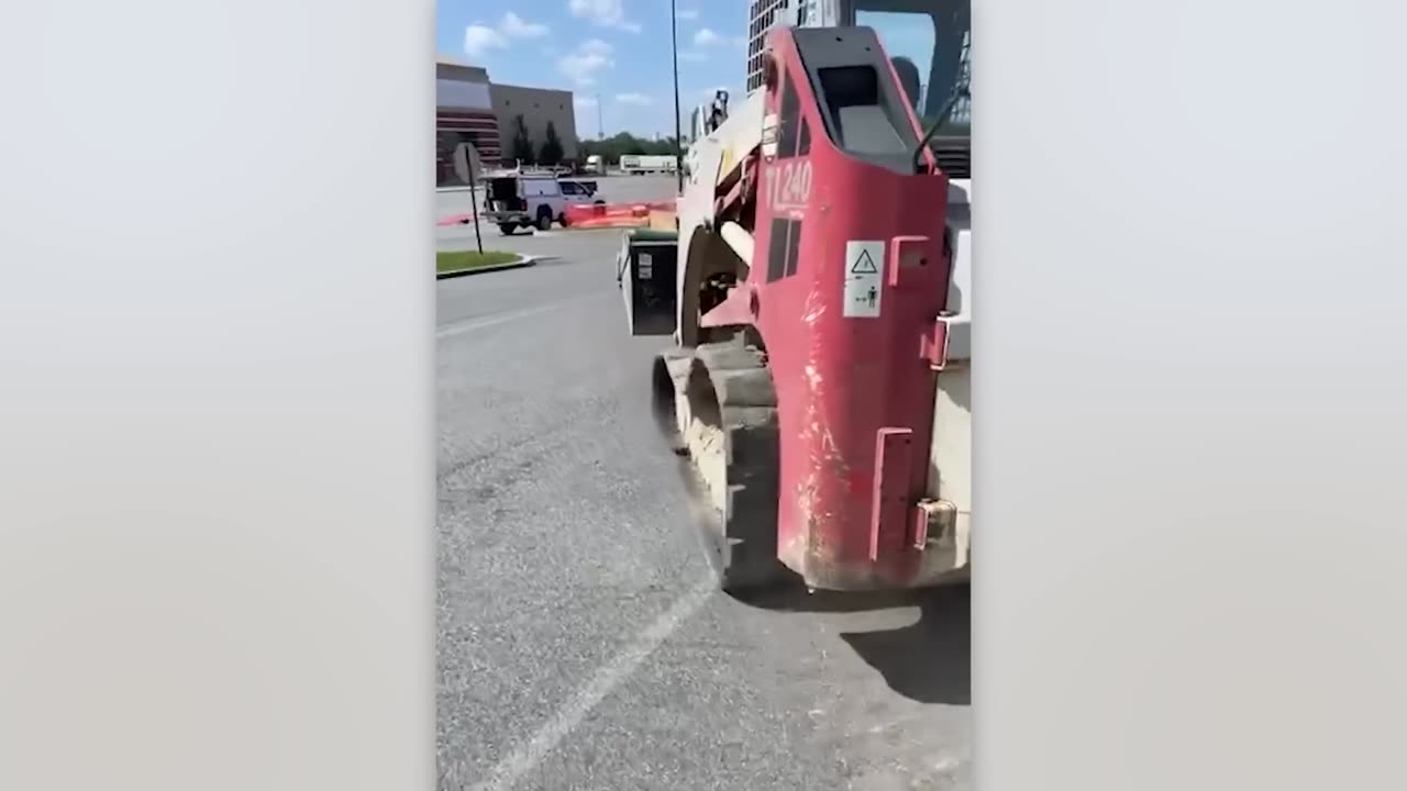 Most Ridiculous Worker Mistakes Caught on Camera