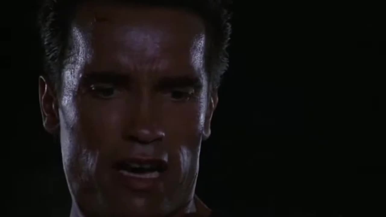 Faces and Sully from "Commando" Play "Ooh La La"