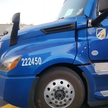 SWIFT AT IT AGAIN!!!#ourtruckinglife #reallifetruckers #truckingrants #truckinlifestyle #trucking