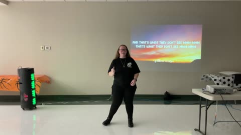 Karaoke 20 - Charity - Shake it Off