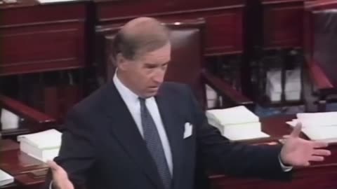 1992 Joe Biden talking about how he runs lights when driving out of DC to avoid being carjacked 