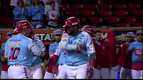 Danry Vásquez se la sacó a Jorgan Cavanerio