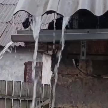 Residents of Donetsk City Celebrating Rain After Months-Long Drought and Admin Failures