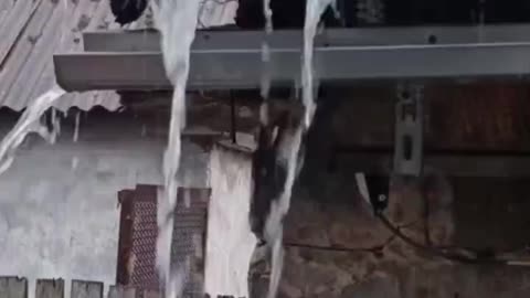 Residents of Donetsk City Celebrating Rain After Months-Long Drought and Admin Failures