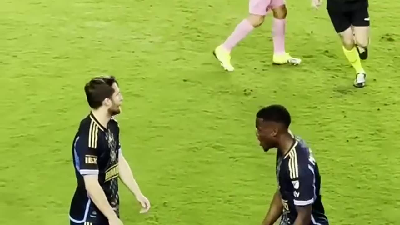 Never mess with Messi!😂😂