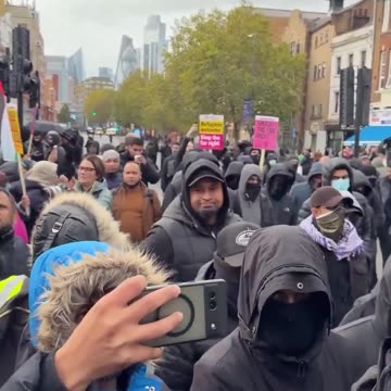 Islamists Take Over The Streets of London