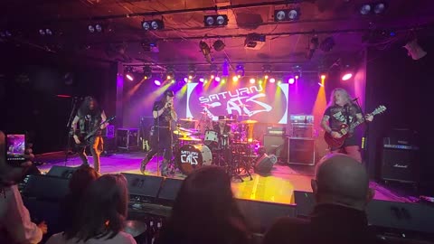Saturn cats ( live)