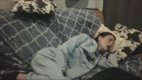 🔴Couch Live Sleep Stream 💤Restless Sleep ⏰May 123 2025 😴 RLS & PLMD