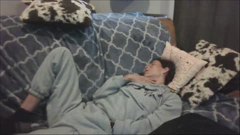 🔴Couch Live Sleep Stream 💤Restless Sleep ⏰May 123 2025 😴 RLS & PLMD