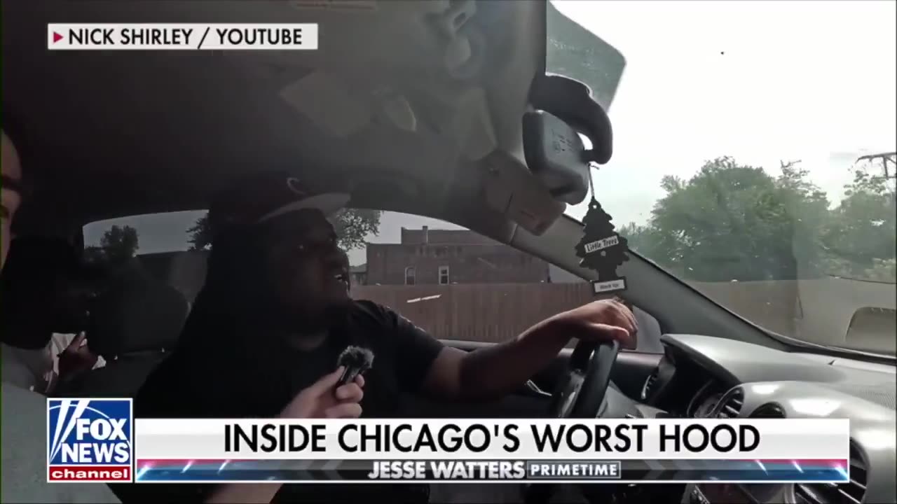 🚨 BREAKING: Chicago is BUILDING A WALL 🚨