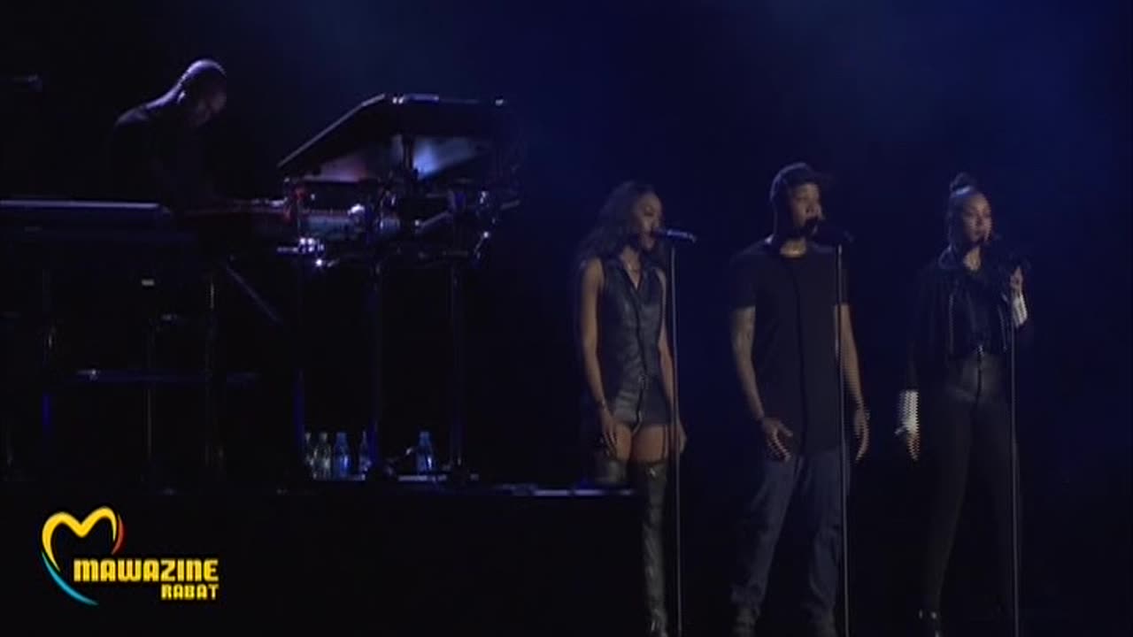 LIVE MAWAZINE 2015-USHER