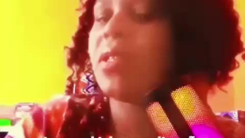 Coração não se adapta a qualquer um — valorize sua essência, não negocie seus sentimentos.#staytrue,