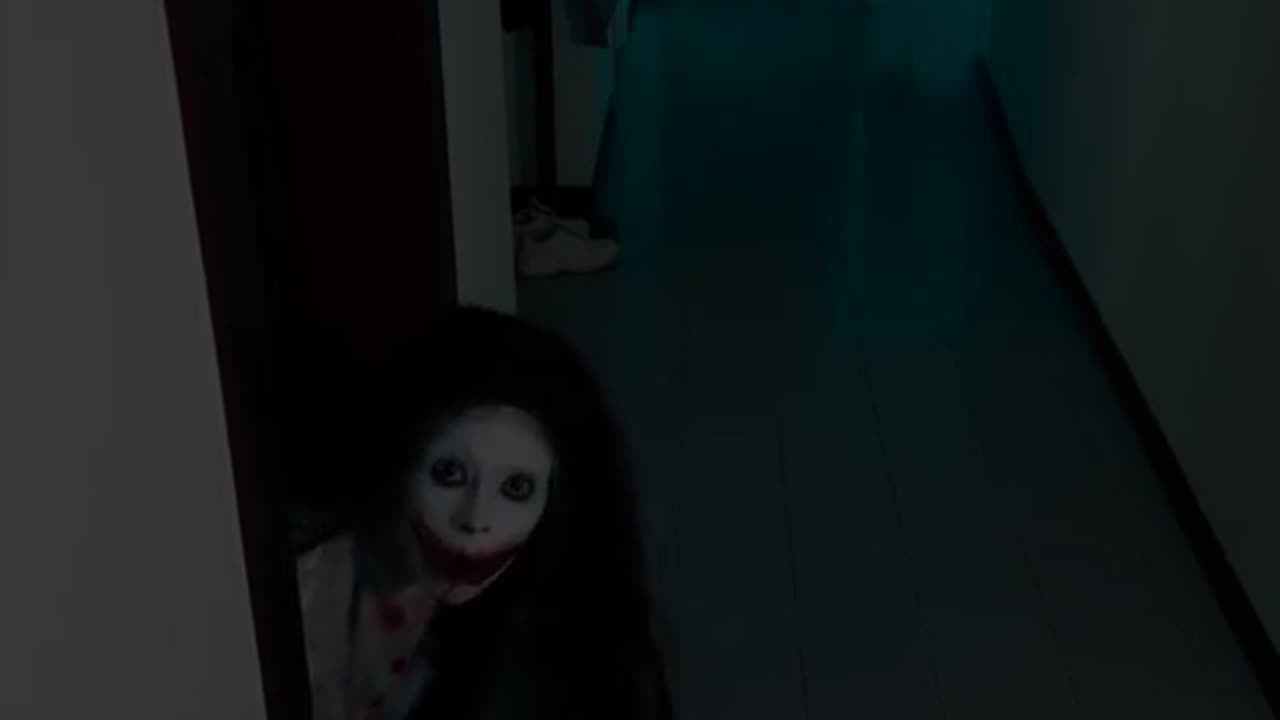 😱👻 What Is It? . . #Creepers | TheHauntingHour