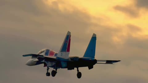 Sukhoi Su-30SM landing
