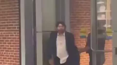 WASHINTON ISRAEELI KILLED IN USA BY AMERICAL YUNG MAN