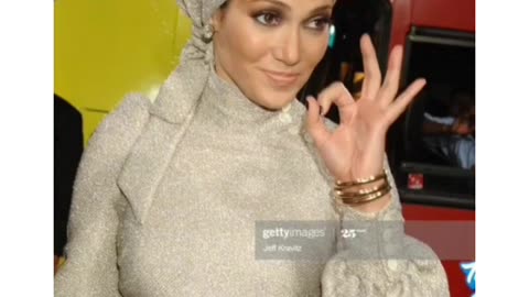 iLLUMINATI HAND SYMBOLS !!!!!!