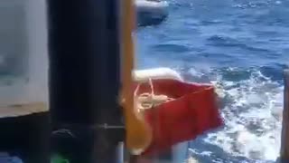 Barco pesquero retenido por Estados Unidos