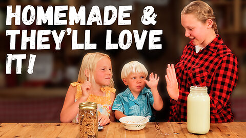 The BEST Healthy Granola Recipe | Easy, Crunchy & Naturally Sweetened!