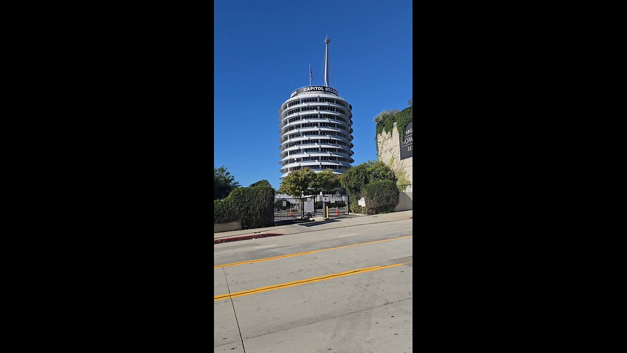 there's a new window washer in town #ai #drone #window #windowwashing