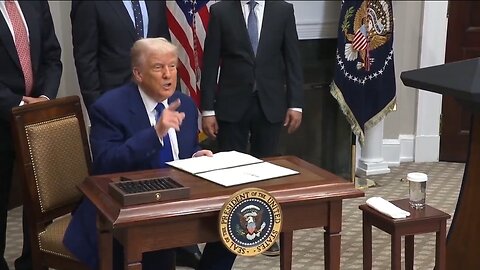 Trump Calls Out Fake News
