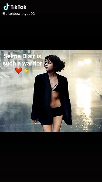 Happy 53th Birthday Selma Blair