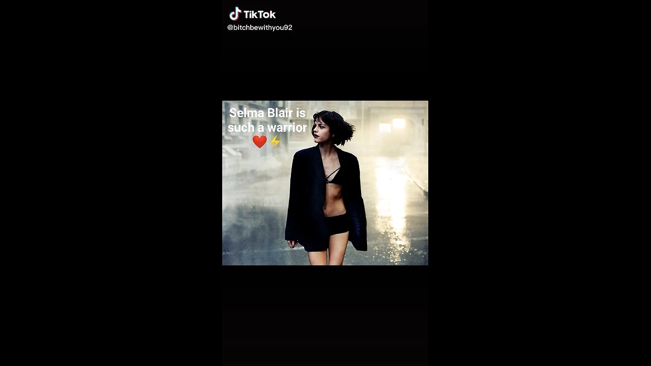 Happy 53th Birthday Selma Blair