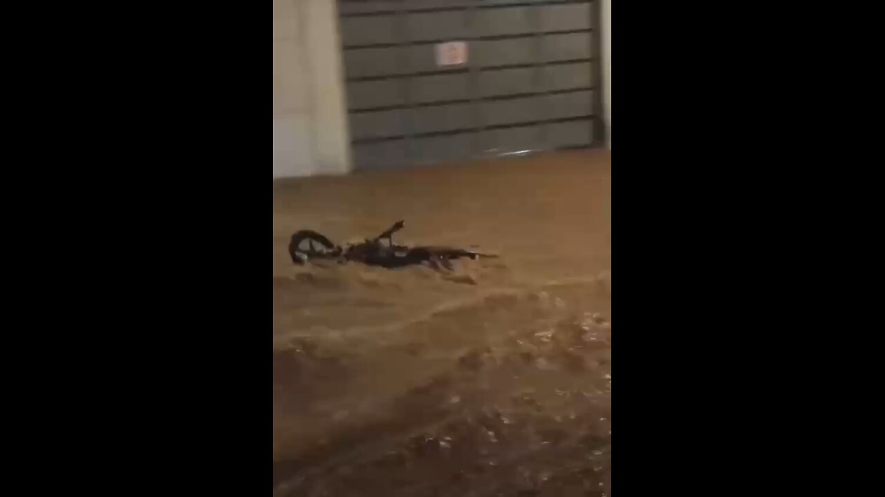 Наводнение в Кабо-Сан-Лукас, Мексика. —03.09.2025—