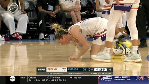 👀 FLAGRANT, Westbeld ELBOW to Sami Whitcomb's THROAT | Chicago Sky WNBA women's basketball