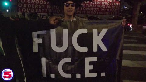 Streamer Brings Melted Ice to Anti I.C.E. Protest
