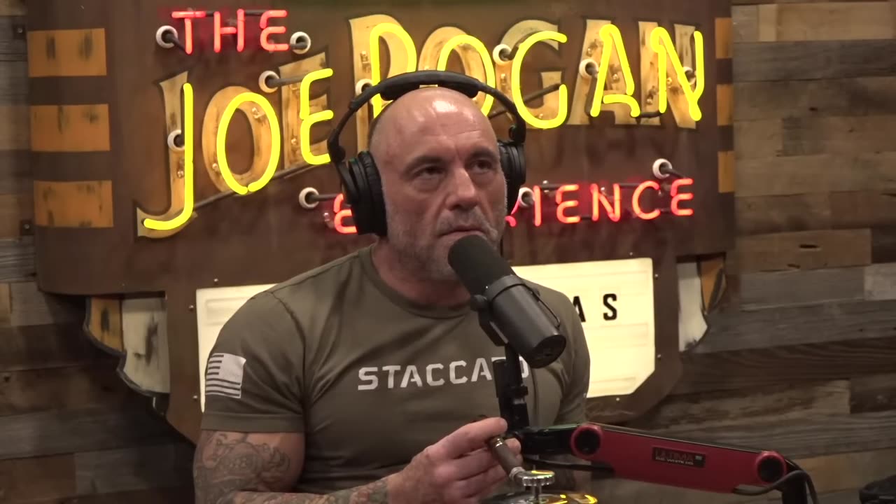 Joe Rogan Experience #2021 - Mike Baker