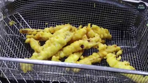 6AM Opening, Sold Out in 4 Hours?! Legendary Korean Snack Shop Goes Crazy