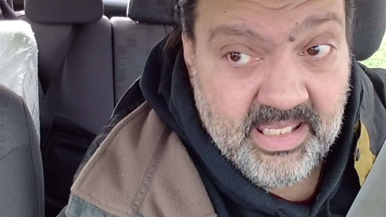 Πάρκαρες σε θέση αναπήρων; Μπροστά σε φορτιστή; Θα σε ΣΚΙΣΟΥΜΕ.