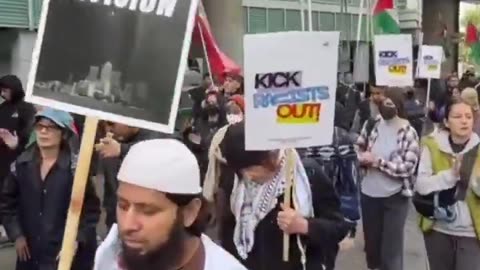 Bengali Muslims do not want British patriots to march on London.