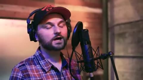 Listen: US soldiers and Lee Greenwood present a new rendition of "God"
