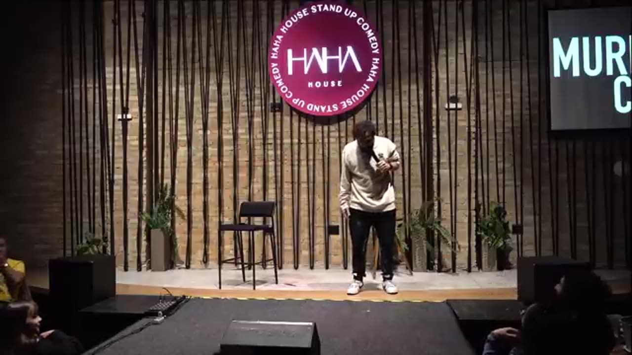 Stand UP humor Murilo Couto Brazilian