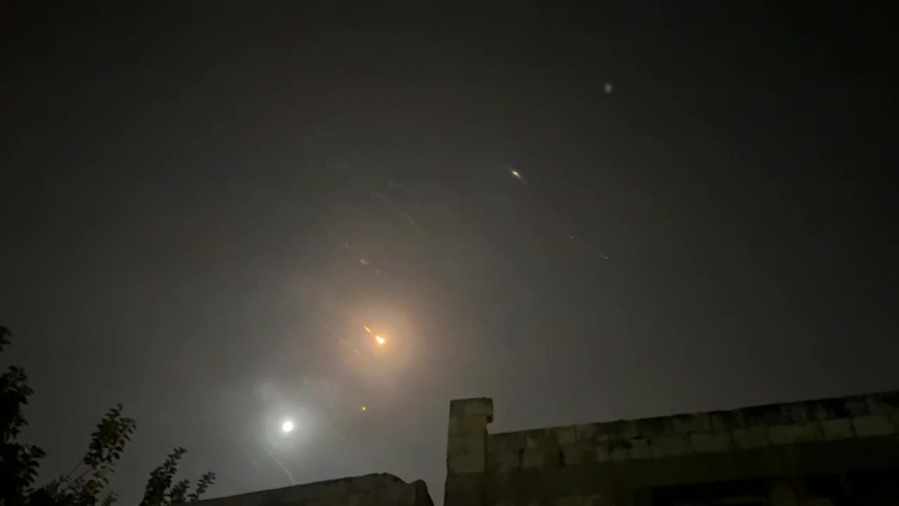 New wave of Iranian drones and missiles en-route to targets in Tel Aviv