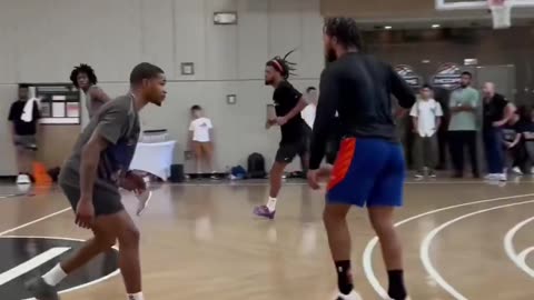 Ian Jackson defending Brunson + J. Cole hooping