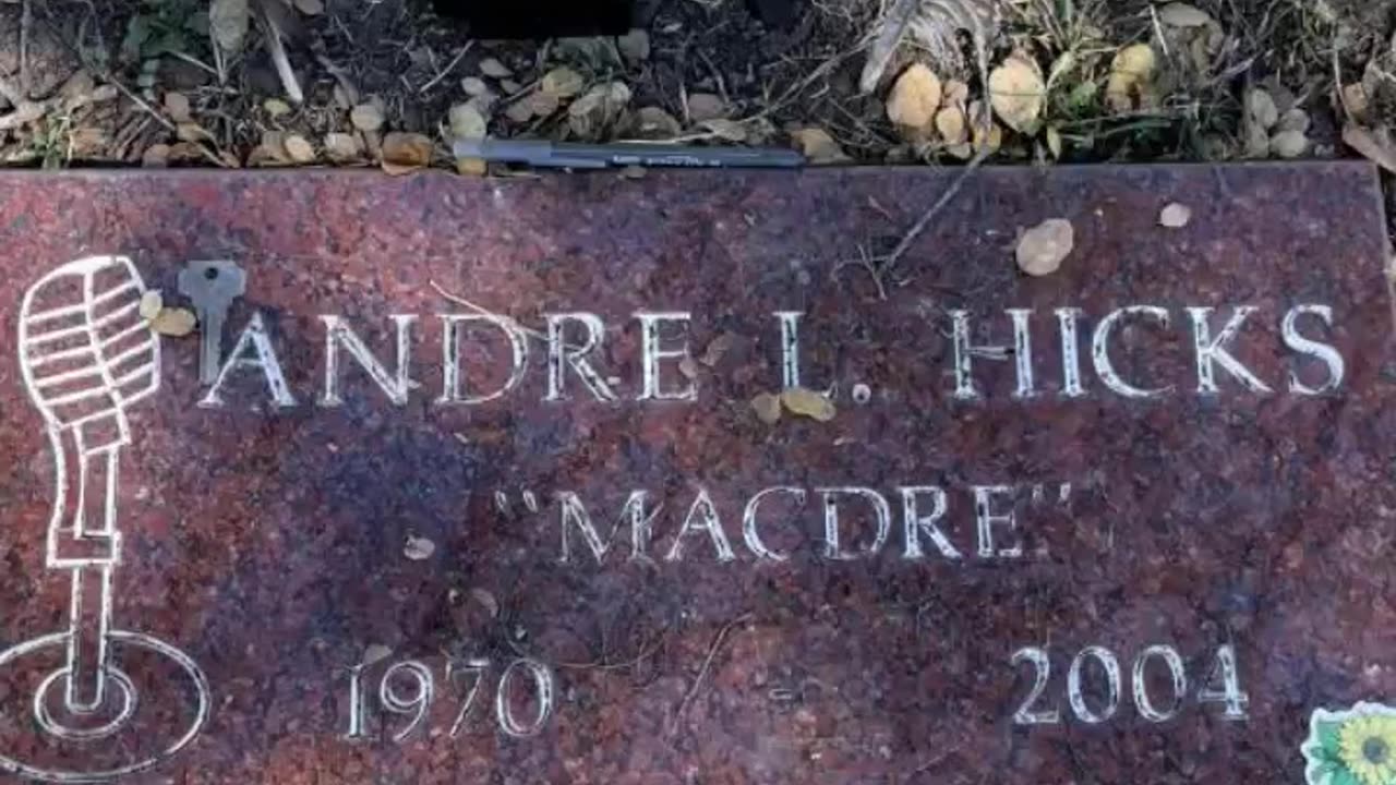 FAMOUS GRAVES - VOL. 518: MAC DRE