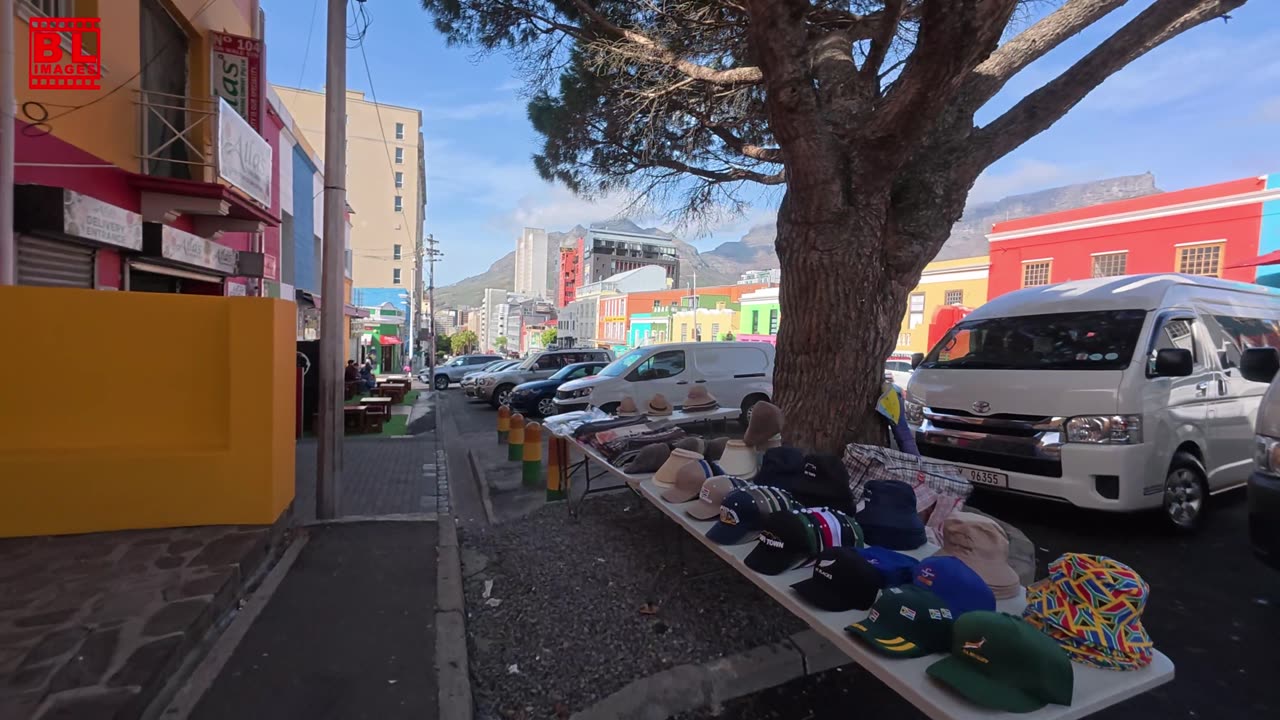 What’s Behind the Colors? Explore Bo-Kaap with a Local Guide in Cape Town! 🇿🇦